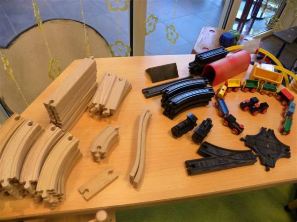 [f28] Trein en railset