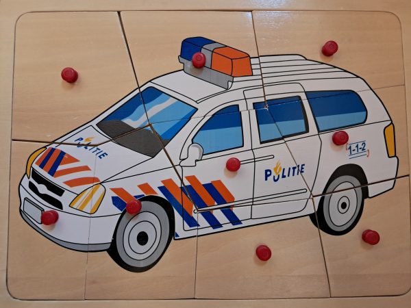 [p100] Politieauto Noppen