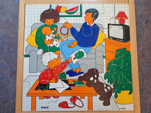 [p20] Houten puzzel Woonkamer