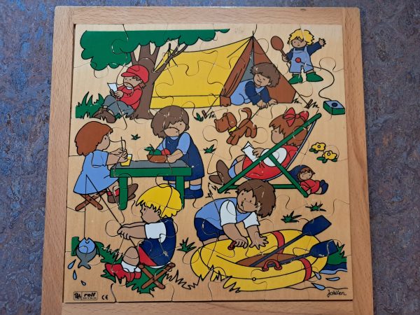 [p49] Houten puzzel vakantie