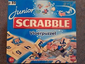 [p89] Scrabble Junior