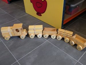 [f61] Hotwheels truck rood