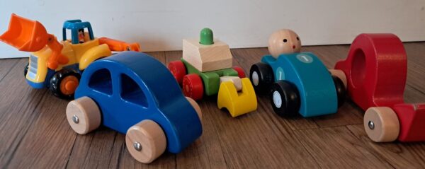 [f20] 5 speelgoedauto's