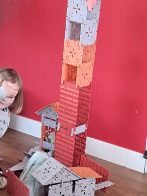 [bc12] We play constructie speelgoed